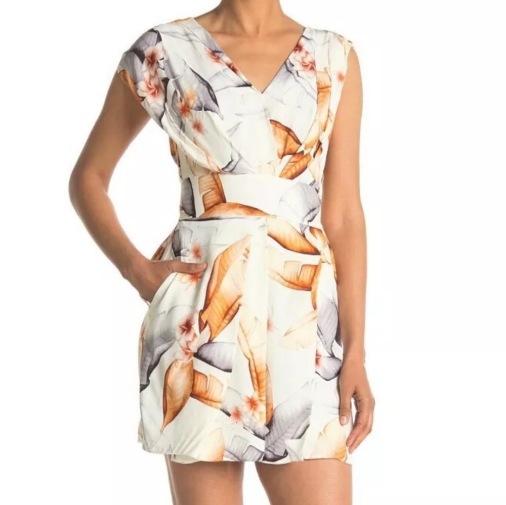 NWT Reiss Dione Leaf Print Dress
